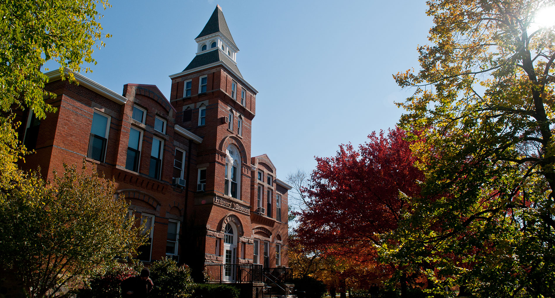 Read more about the article Four Faculty Members Promoted to Full Professor